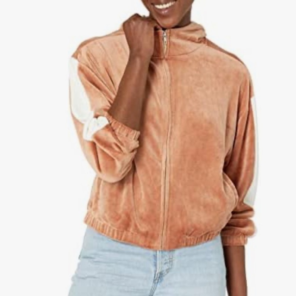 NWT MONROW
Women's Velour Sporty Zip-Up Hoodie